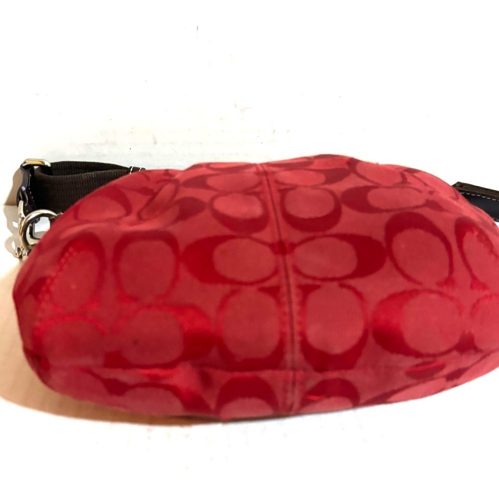 Coach vintage CC signature print canvas crossbody handbag - Picture 5 of 7